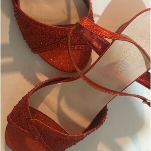 Red pumps size 6 women’s